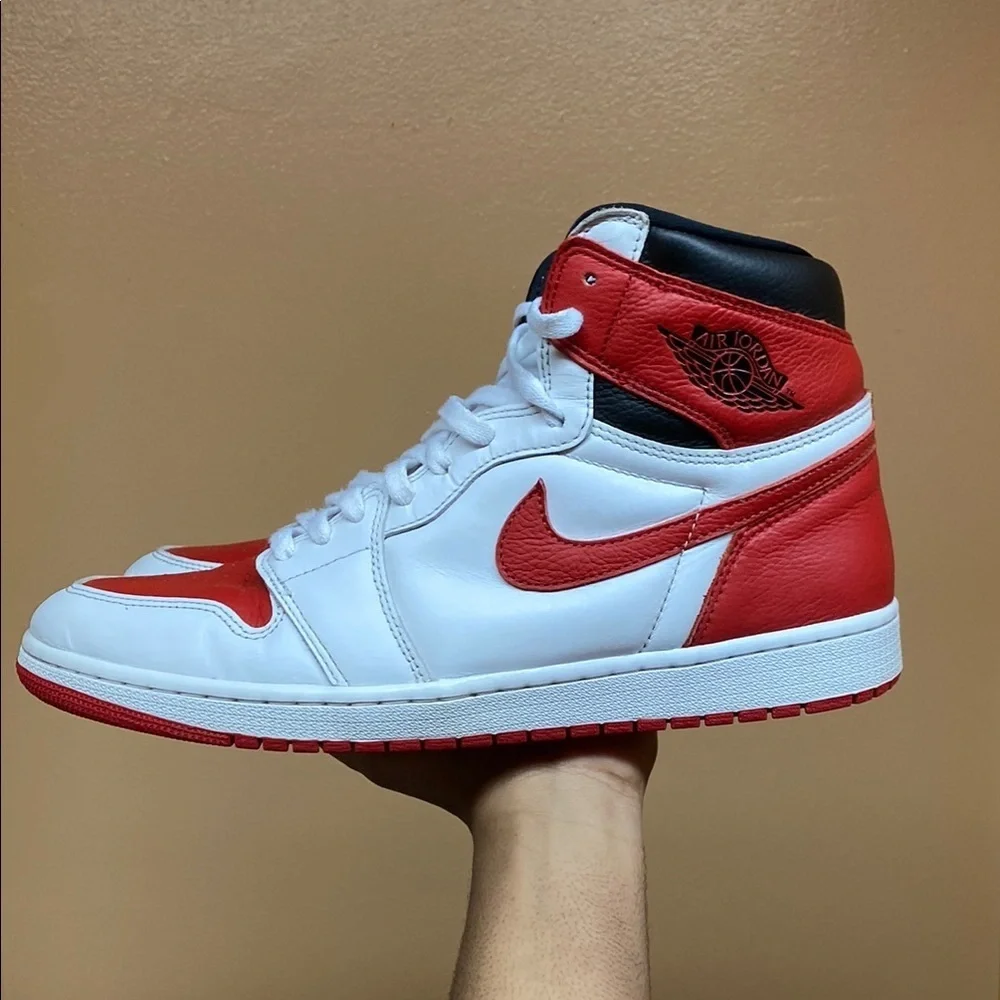 Air Jordan 1 Retro High OG “Heritage”